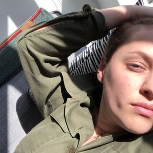 Meet your Posher, Bret